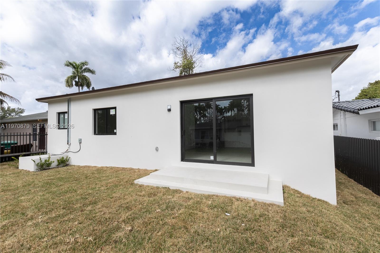 BISCAYNE SHORES UNIT NO 4 - Residential