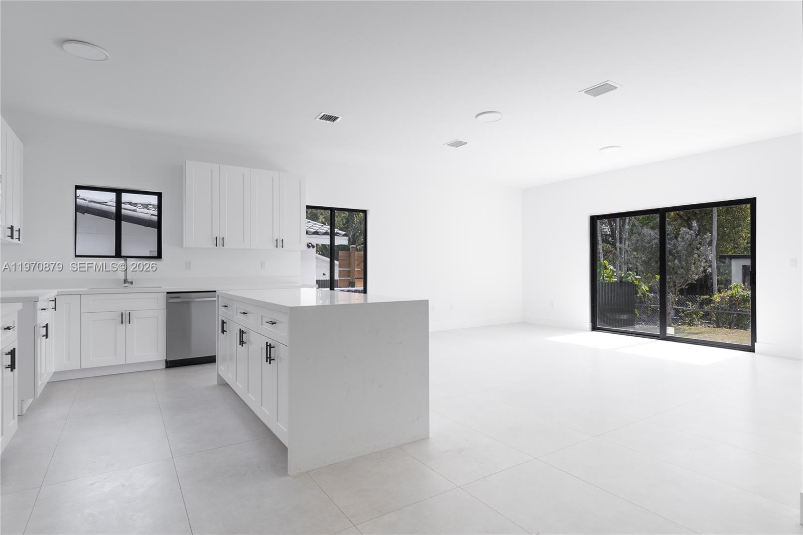 BISCAYNE SHORES UNIT NO 4 - Residential