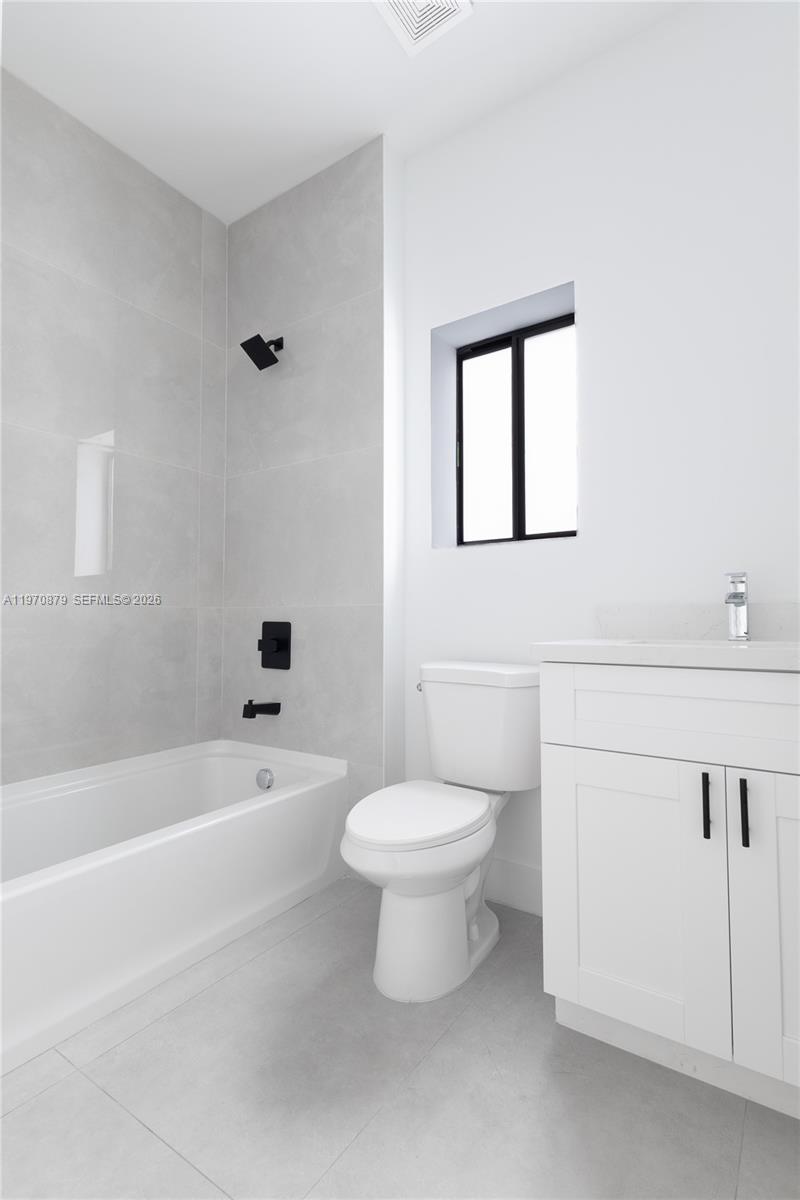 BISCAYNE SHORES UNIT NO 4 - Residential