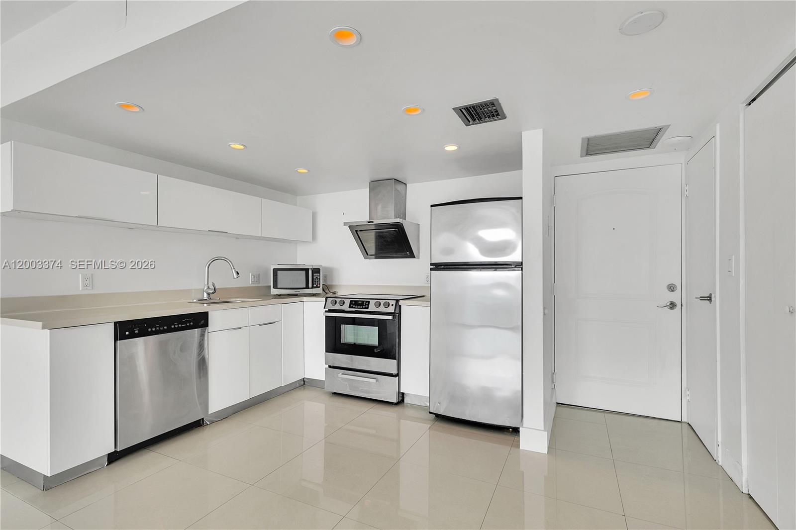 ARLEN HOUSE EAST CONDO - Residential Lease