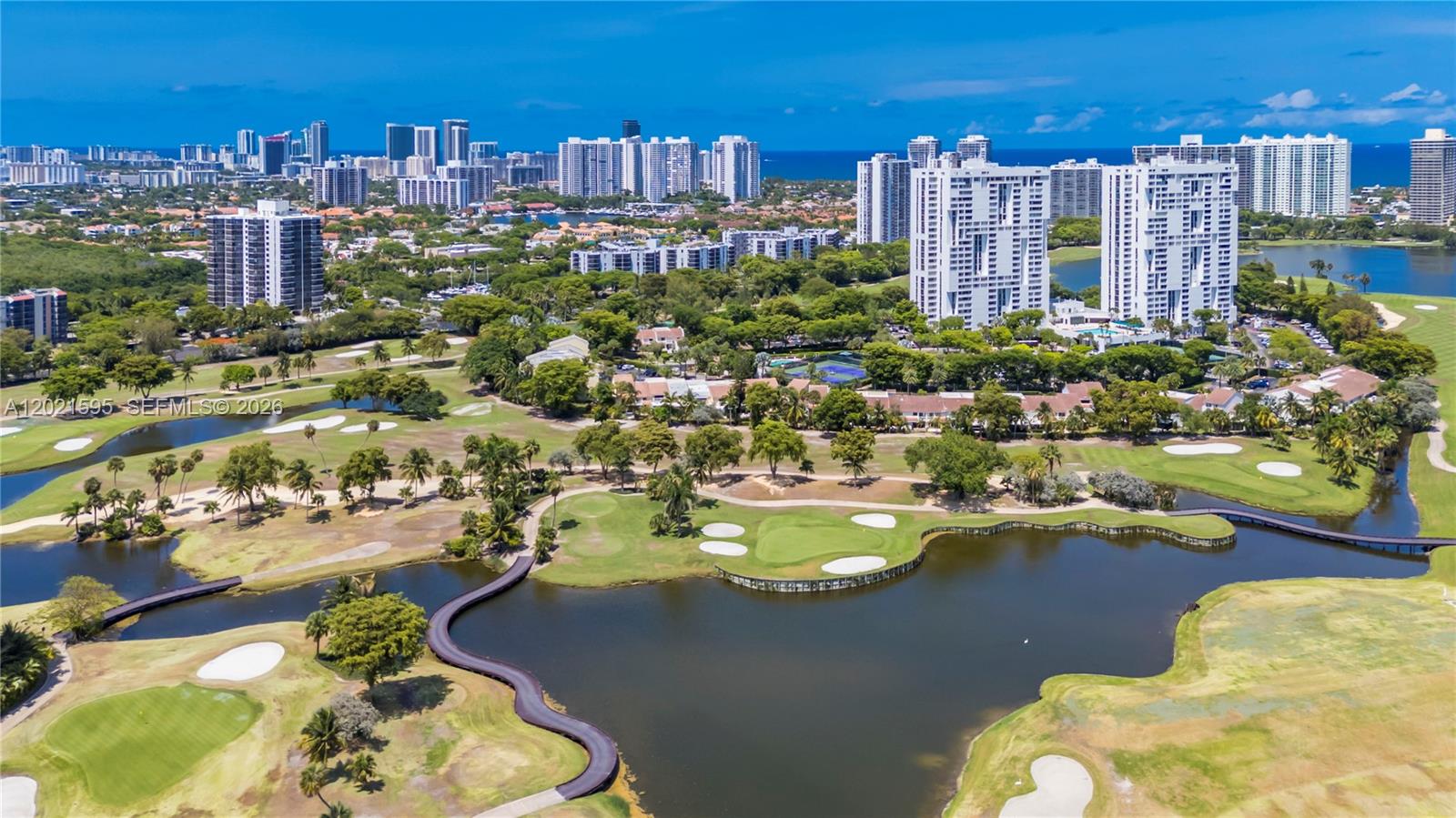 Country Club - Turnberry - Residential