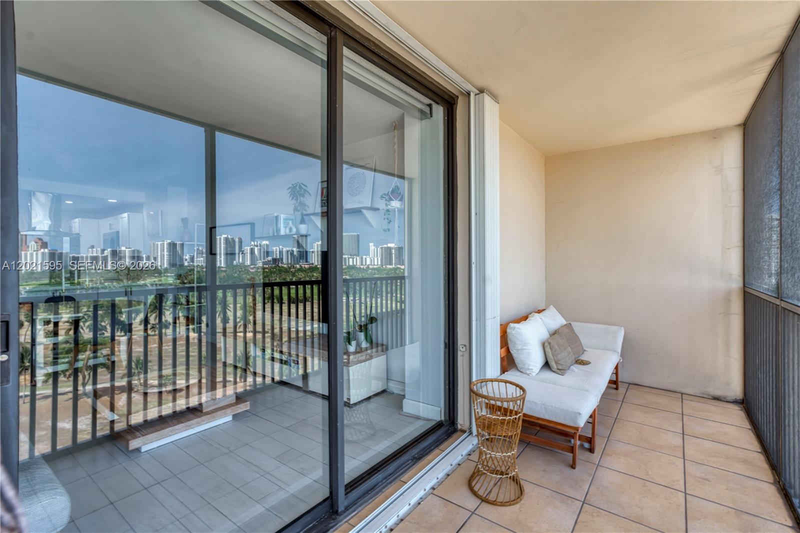 Country Club - Turnberry - Residential