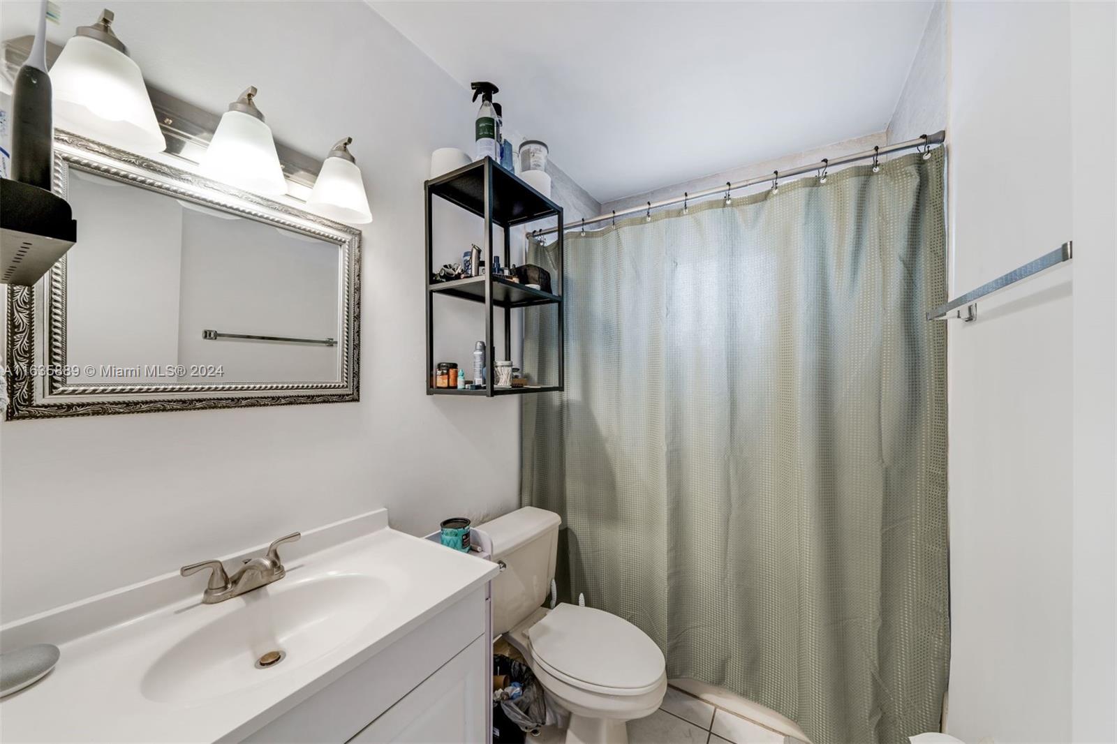Photo 17 of 18 of 2921 SW 10th St 36 condo