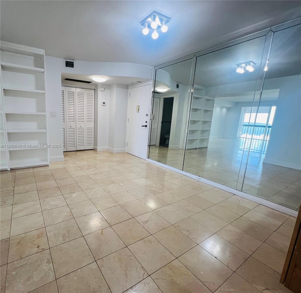 BRICKELL BAY CLUB CONDO - Residential