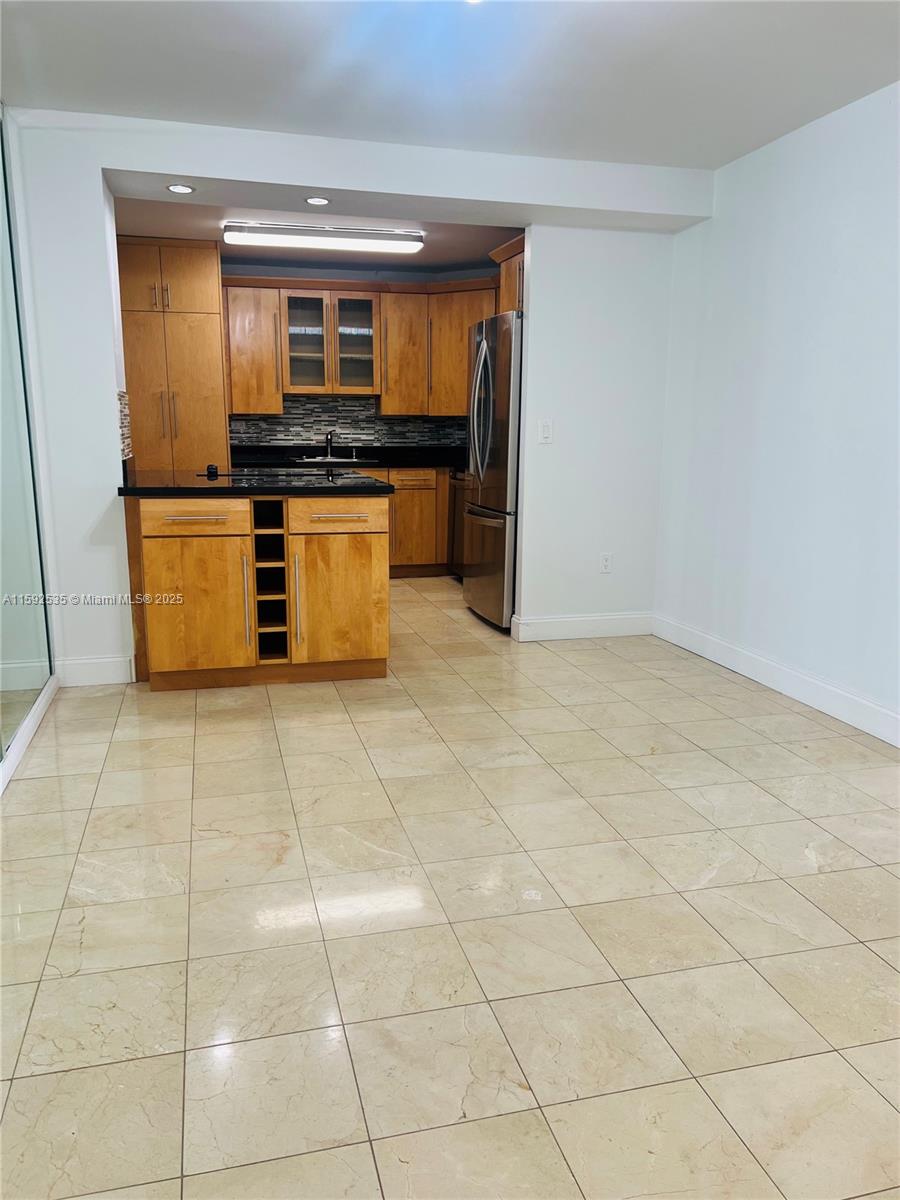 BRICKELL BAY CLUB CONDO - Residential
