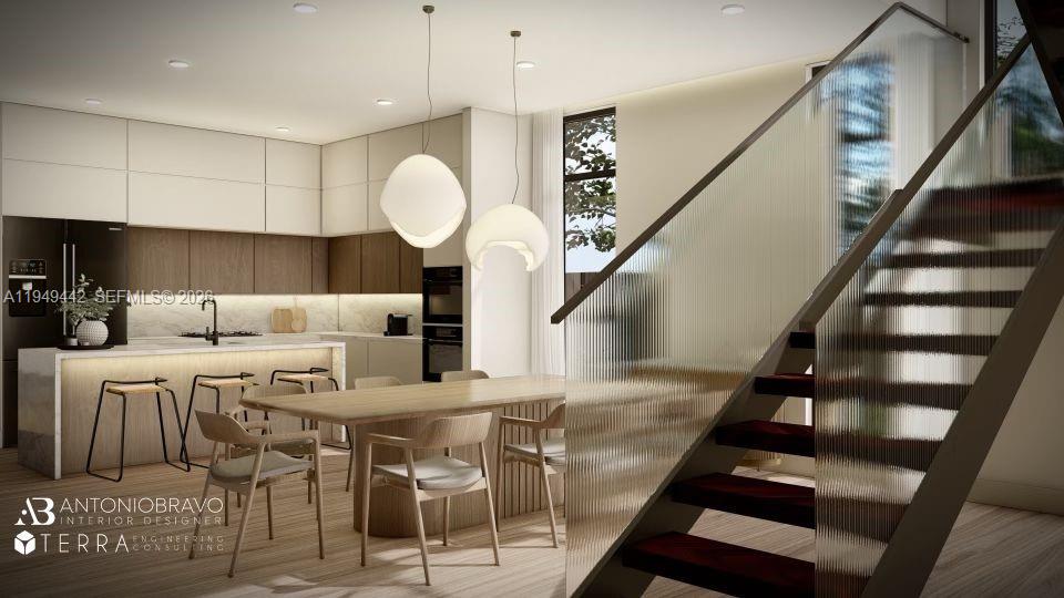 2821 SW 23rd Ter RIGHT