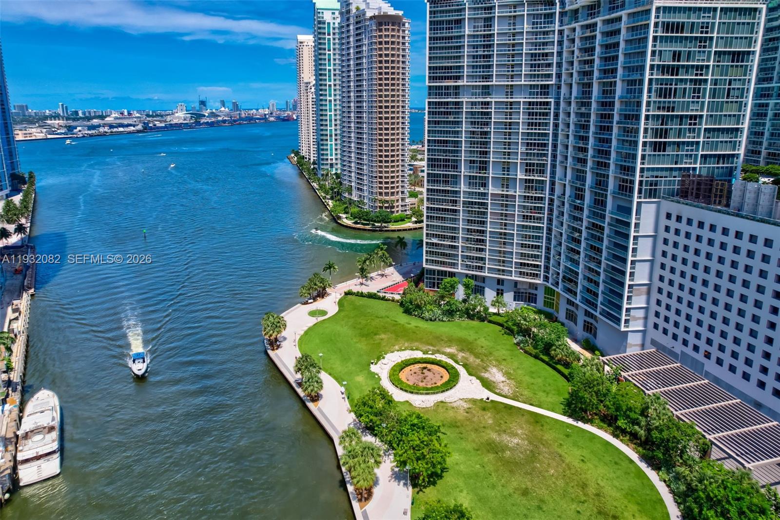 ICON BRICKELL NO TWO - Residential