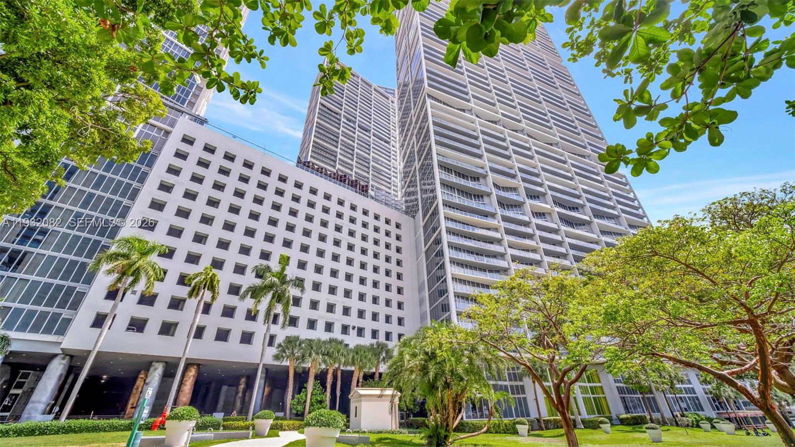 ICON BRICKELL NO TWO - Residential