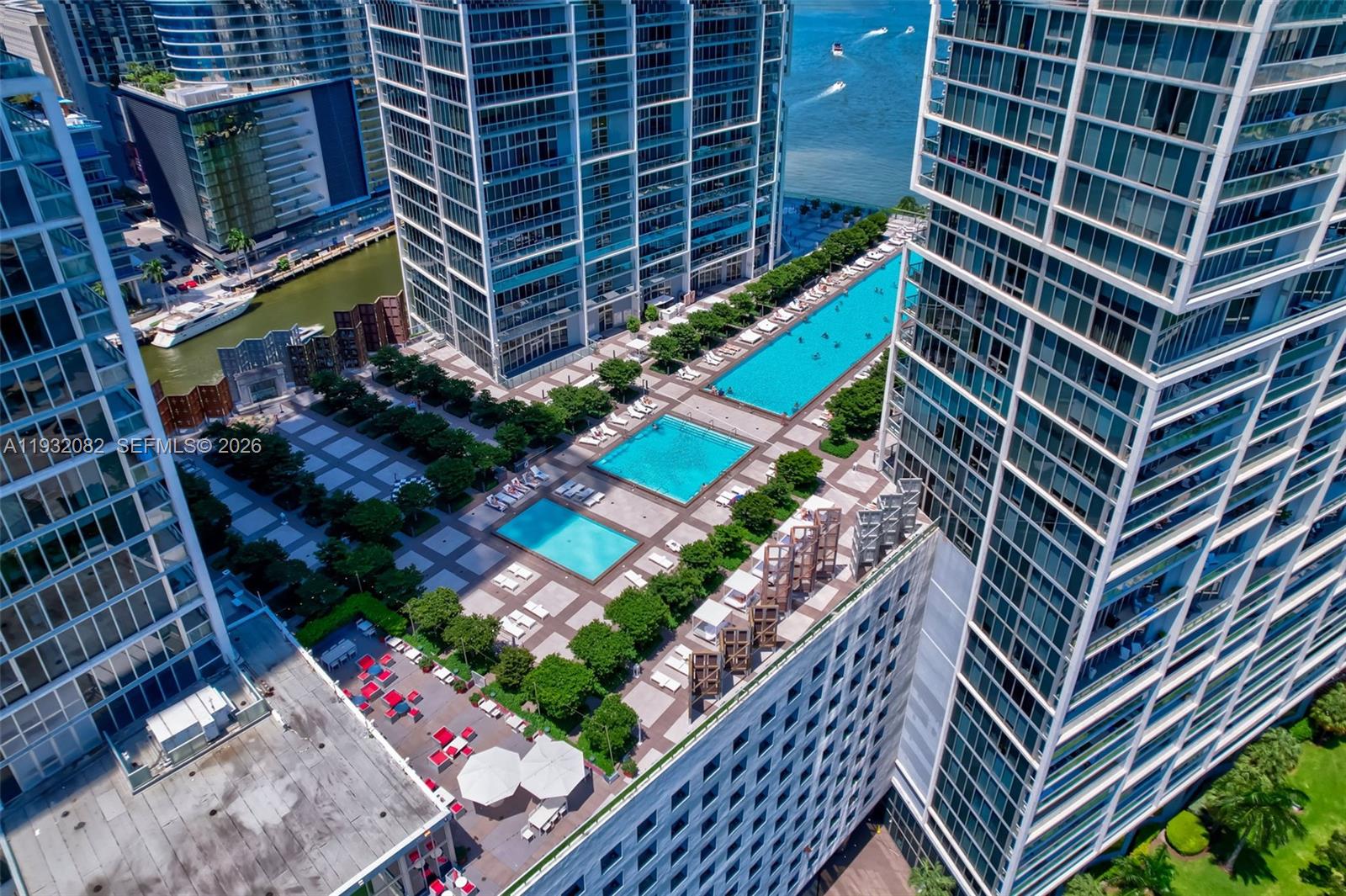 ICON BRICKELL NO TWO - Residential