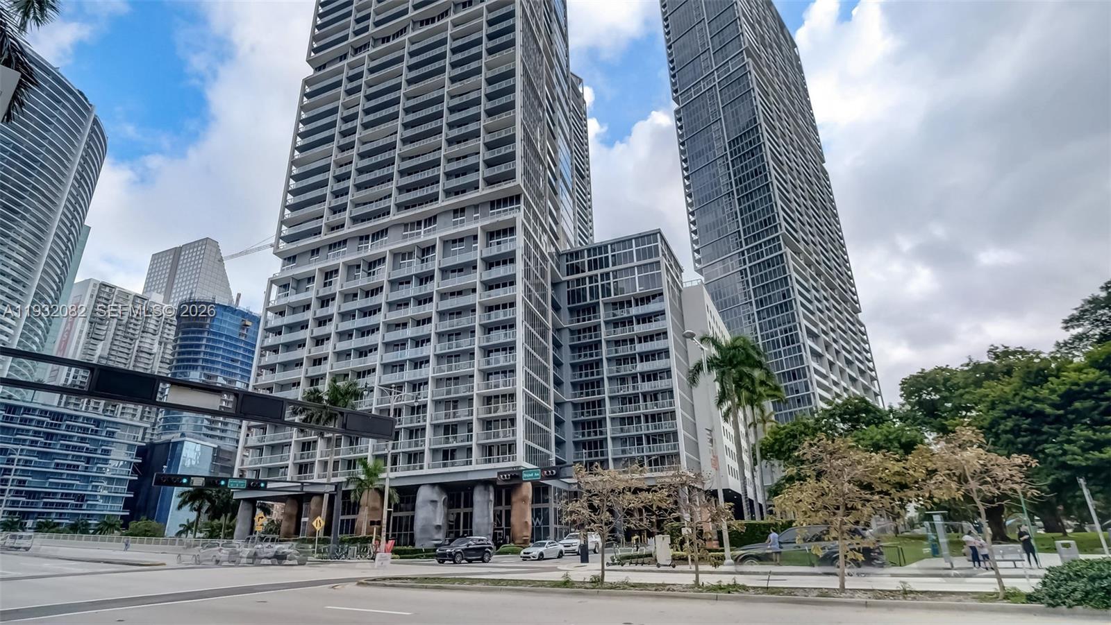 ICON BRICKELL NO TWO - Residential
