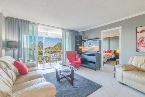 109 Royal Park Dr 4F Oakland Park FL 33309