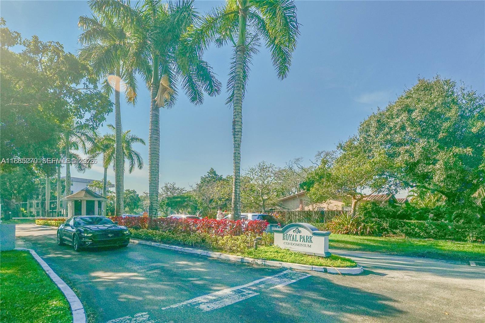 ROYAL PARK CONDO - Residential