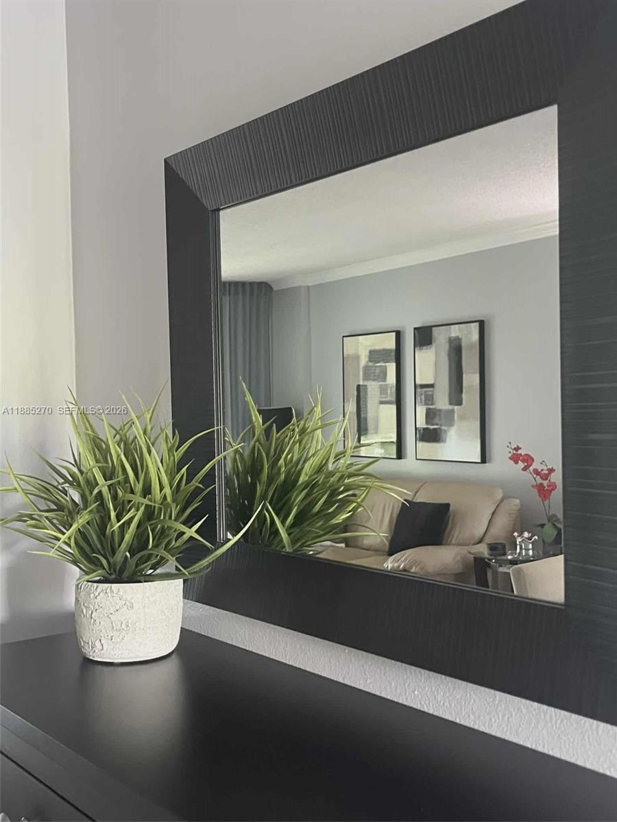 ROYAL PARK CONDO - Residential