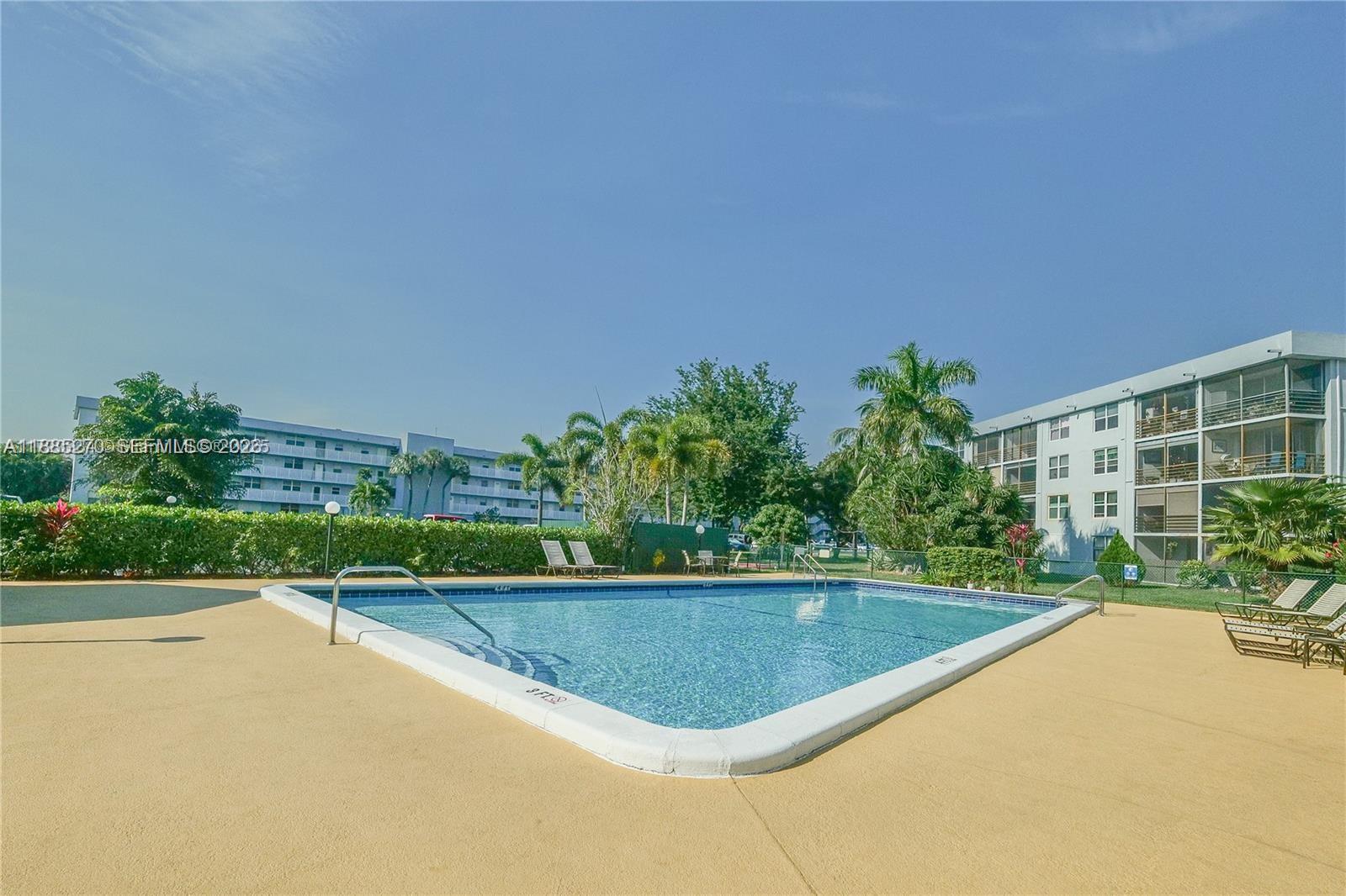 ROYAL PARK CONDO - Residential