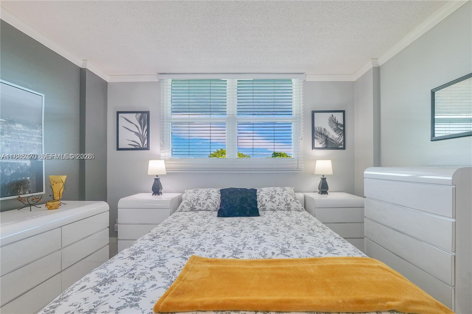 ROYAL PARK CONDO - Residential