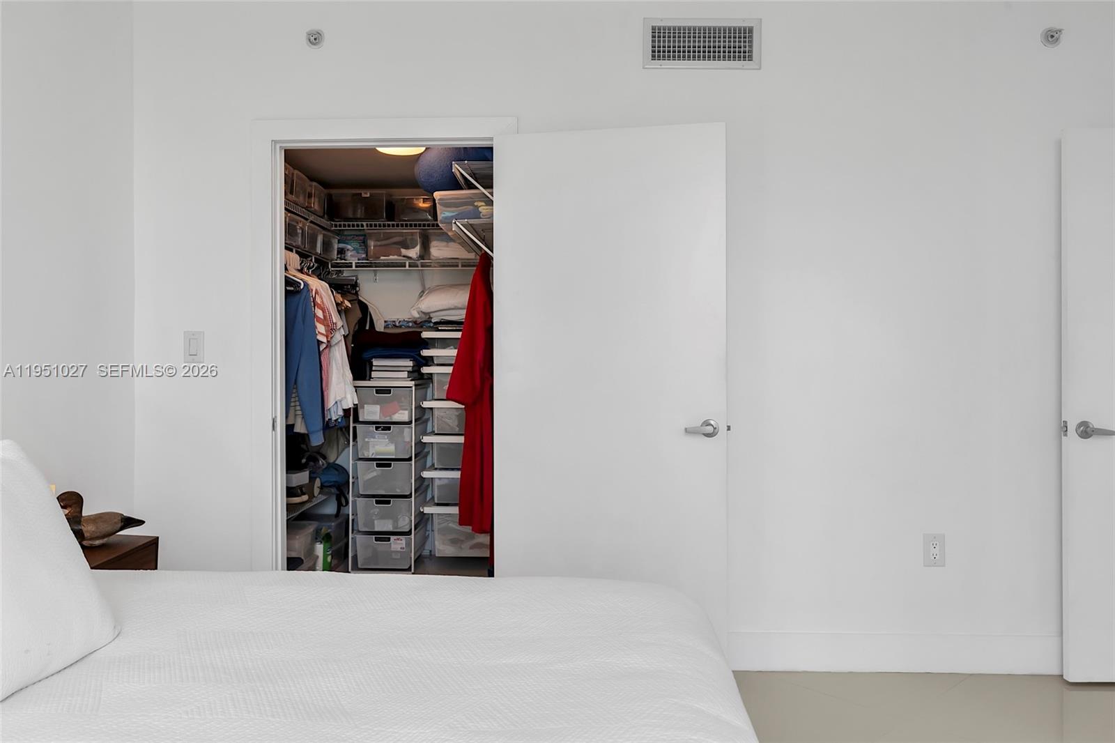 METROPOLIS I AT DADELAND - Residential