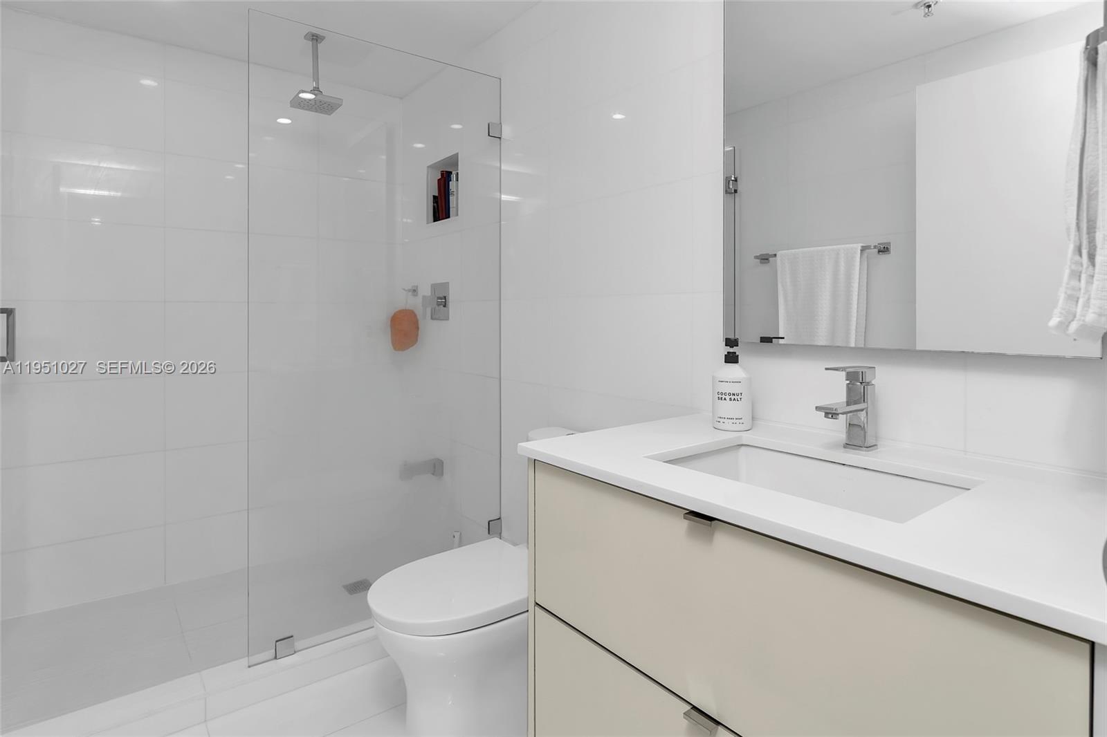 METROPOLIS I AT DADELAND - Residential