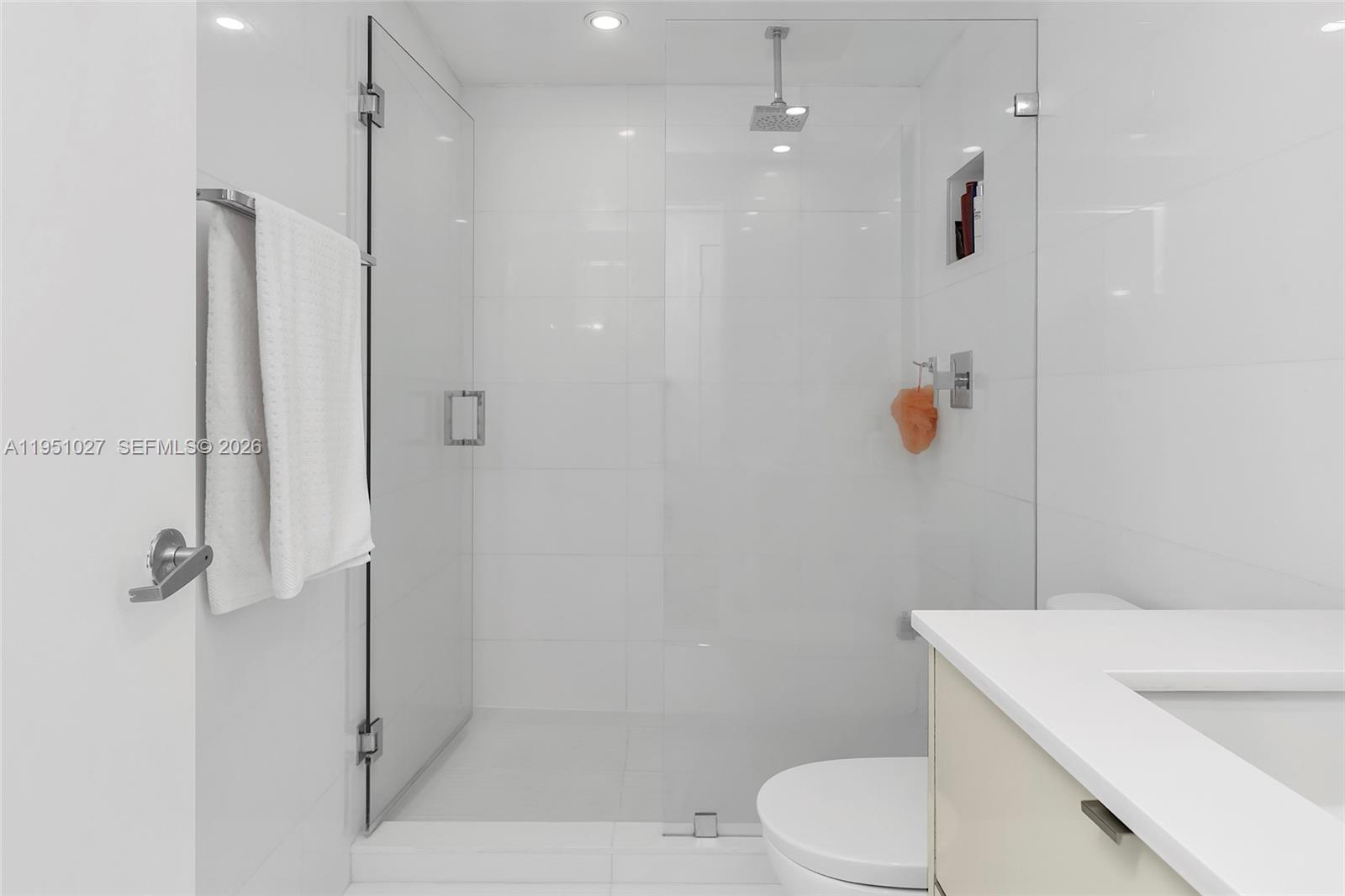 METROPOLIS I AT DADELAND - Residential