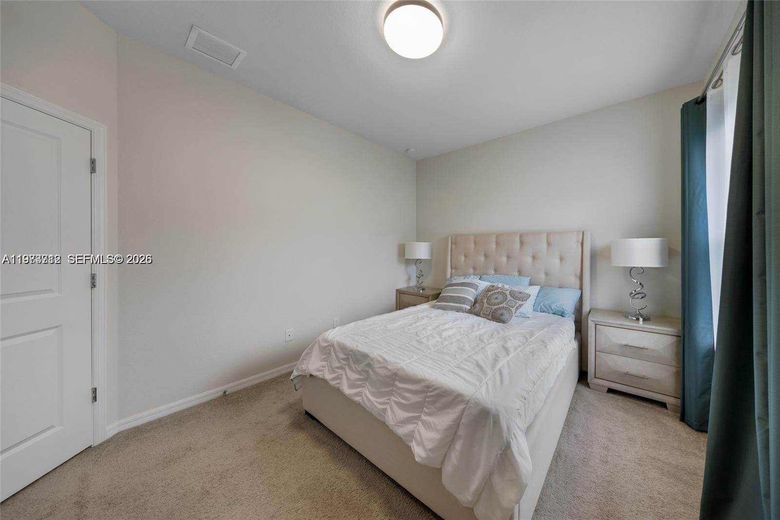 HILLCREST COUNTRY CLUB NO - Residential