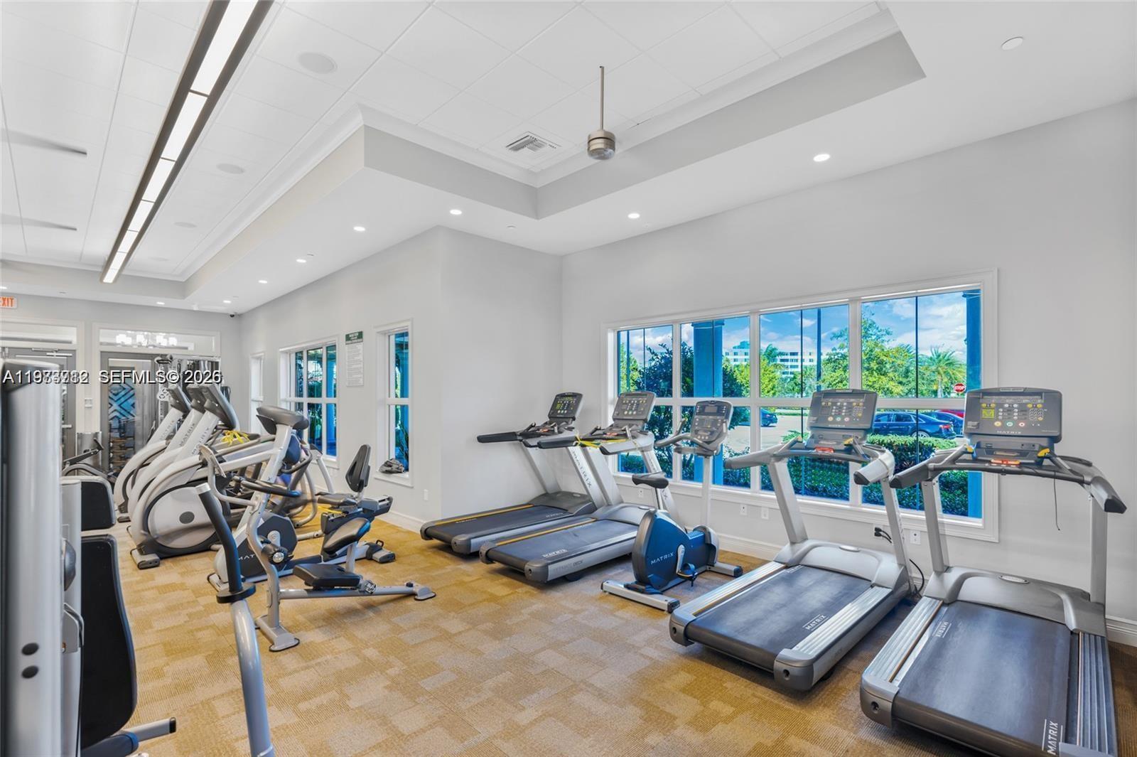 HILLCREST COUNTRY CLUB NO - Residential