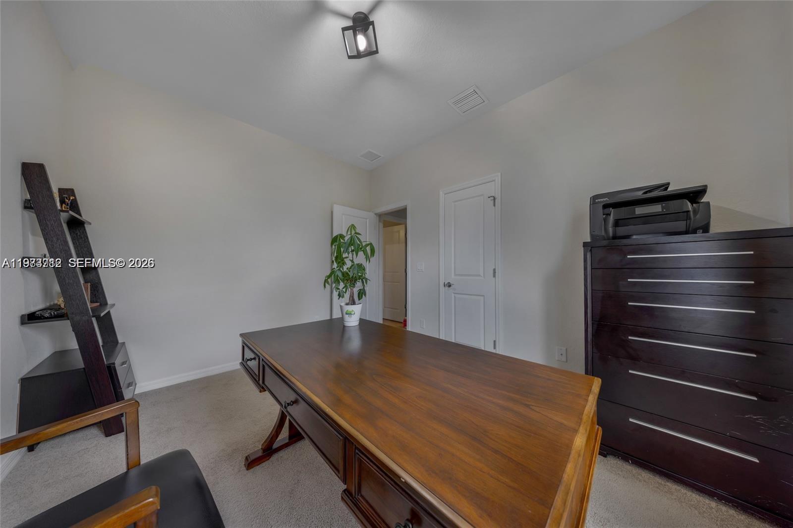 HILLCREST COUNTRY CLUB NO - Residential