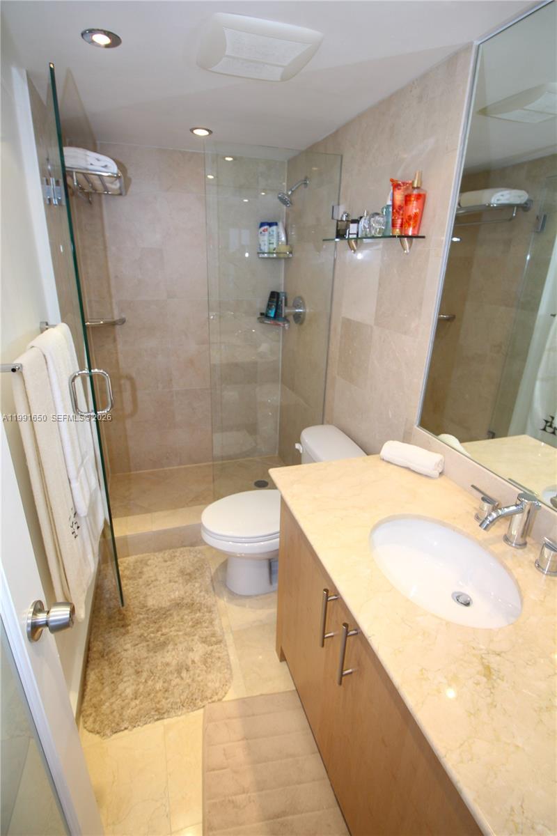 Harbour House Condo - Residential