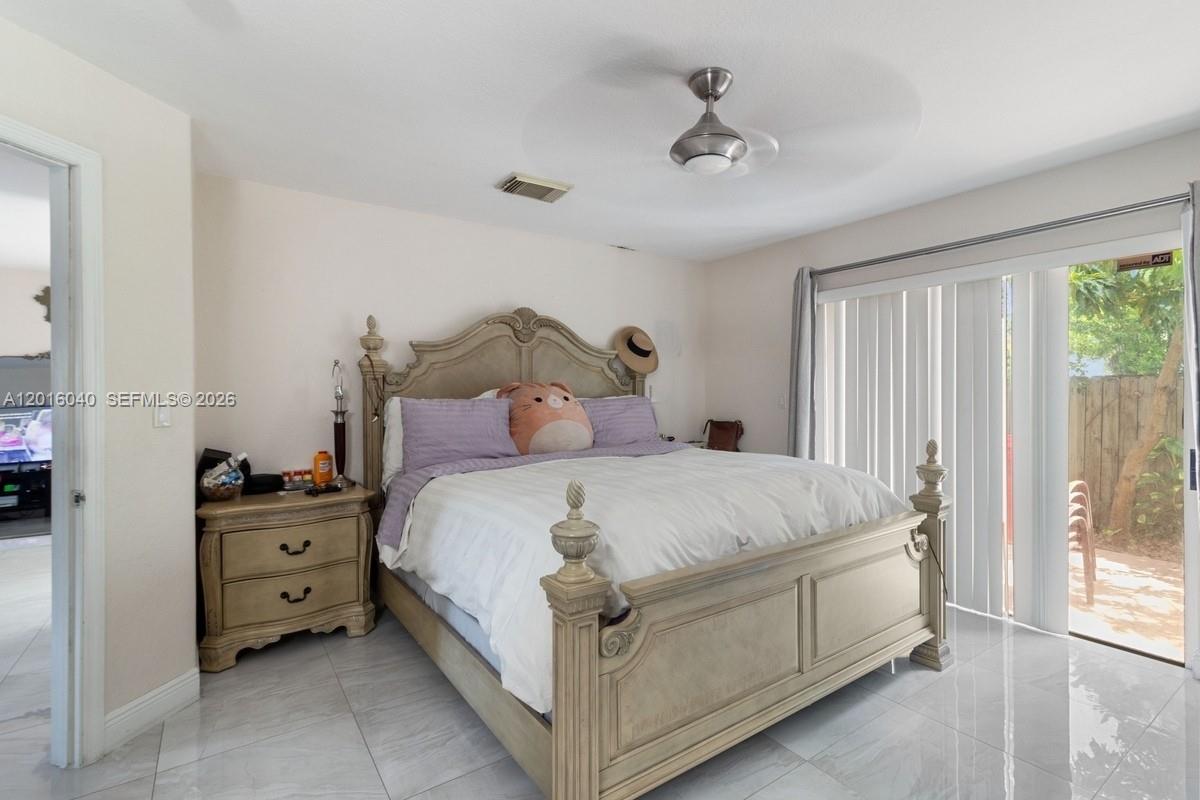 DORAL GRAND CONDO - Residential Lease