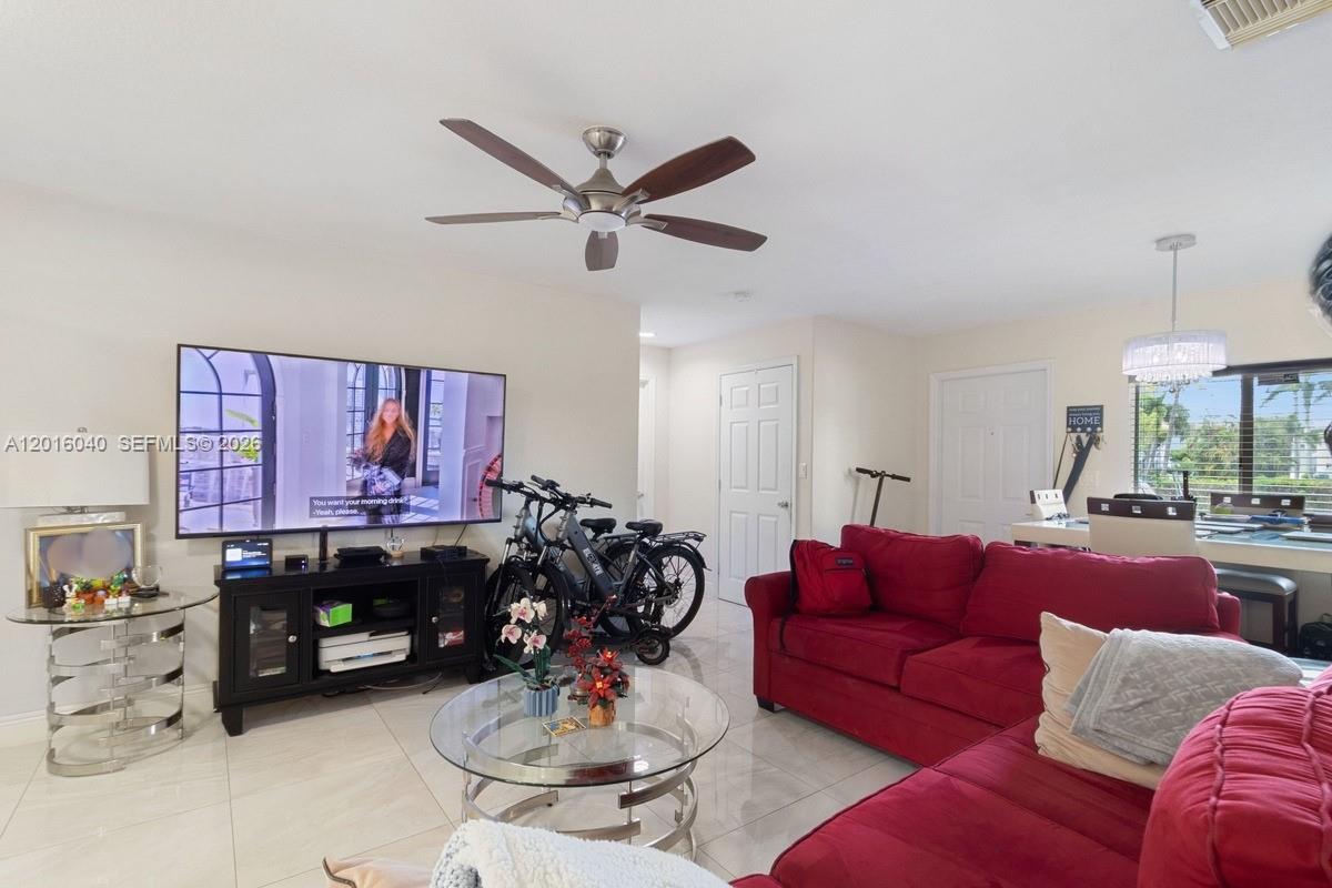 DORAL GRAND CONDO - Residential Lease