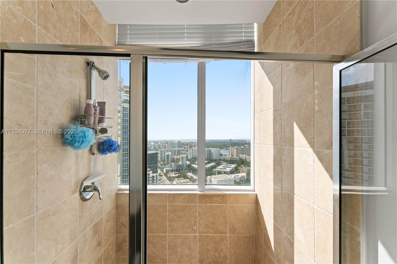 TRUMP ROYALE CONDO - Residential