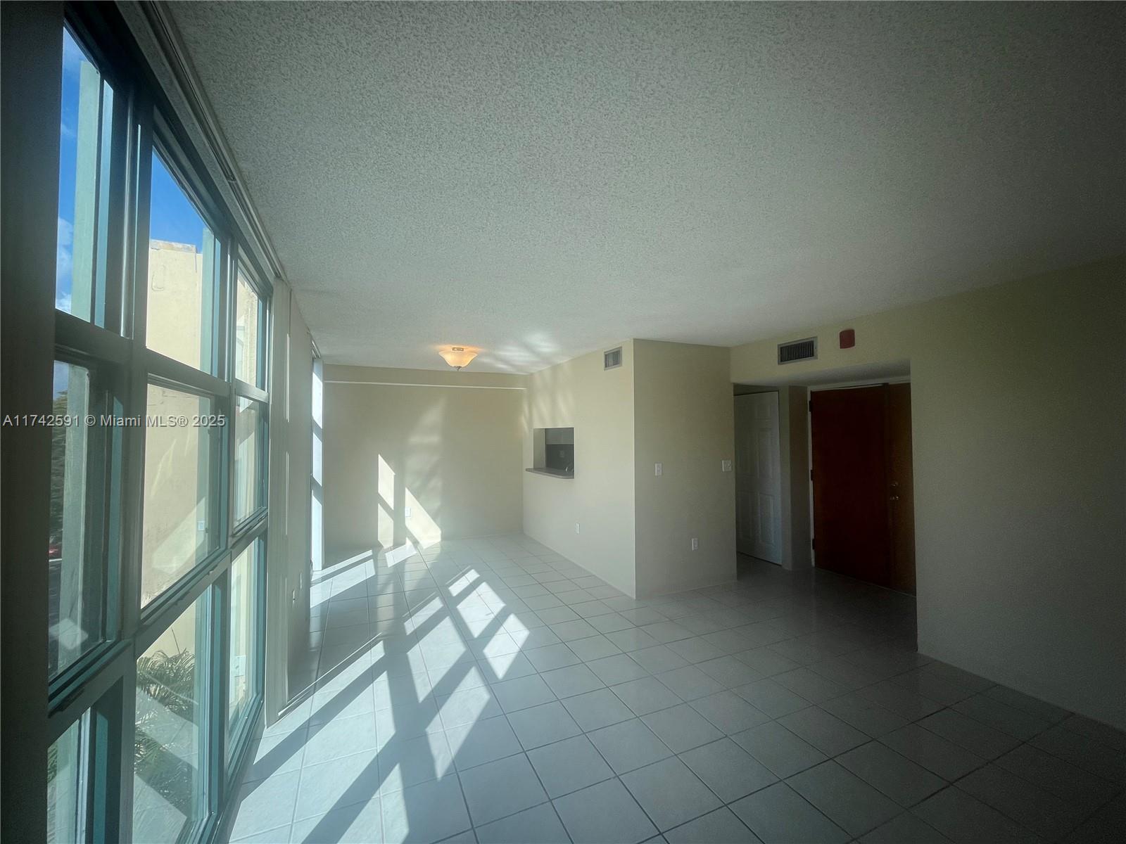 Rental Property at 11750 Sw 18th St 401-1, Miami, Broward County, Florida - Bedrooms: 1 
Bathrooms: 1  - $2,050 MO.