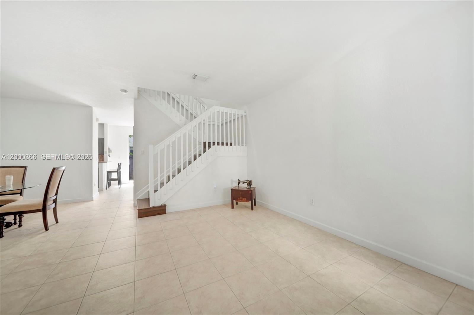 ISLANDS AT DORAL 1ST ADDN - Residential