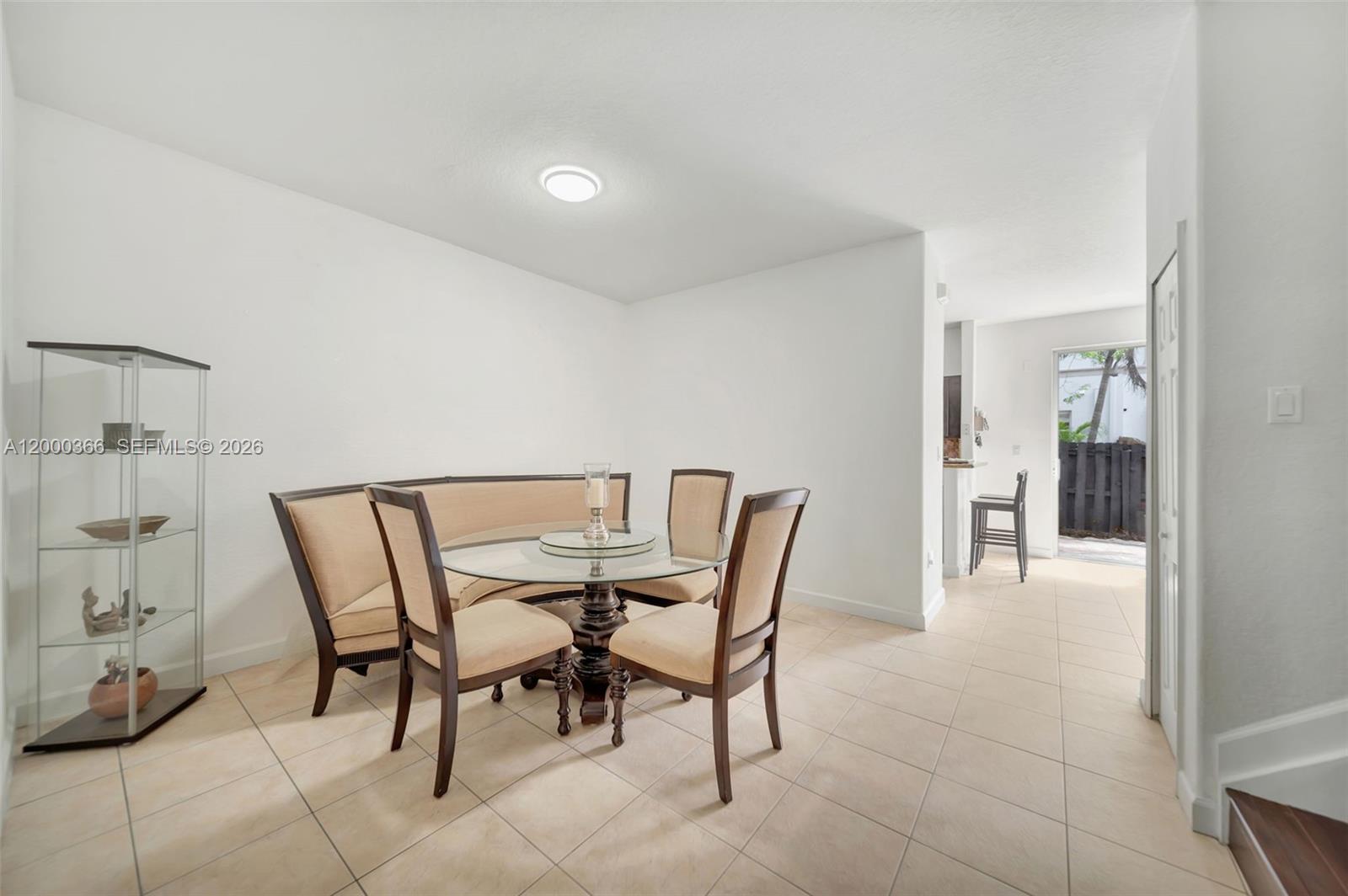 ISLANDS AT DORAL 1ST ADDN - Residential