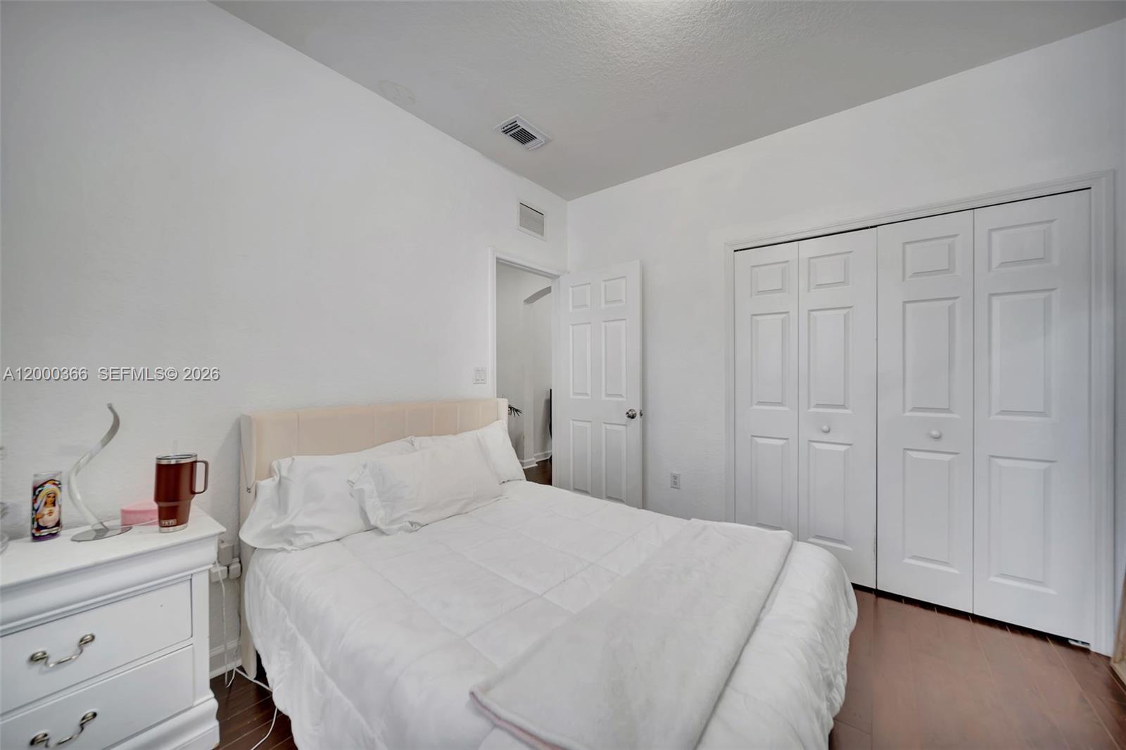 ISLANDS AT DORAL 1ST ADDN - Residential