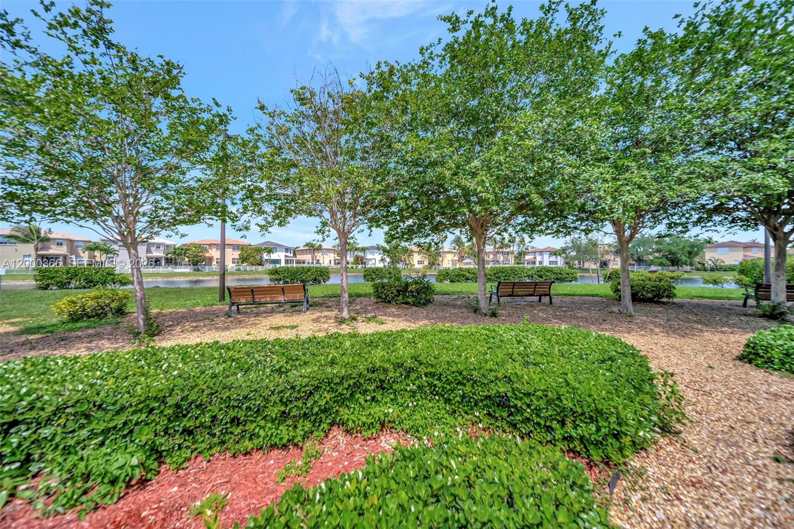 ISLANDS AT DORAL 1ST ADDN - Residential