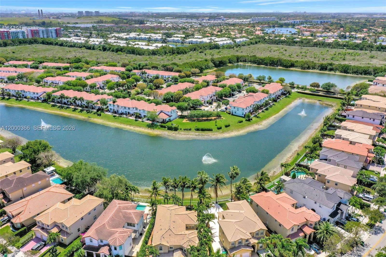 ISLANDS AT DORAL 1ST ADDN - Residential