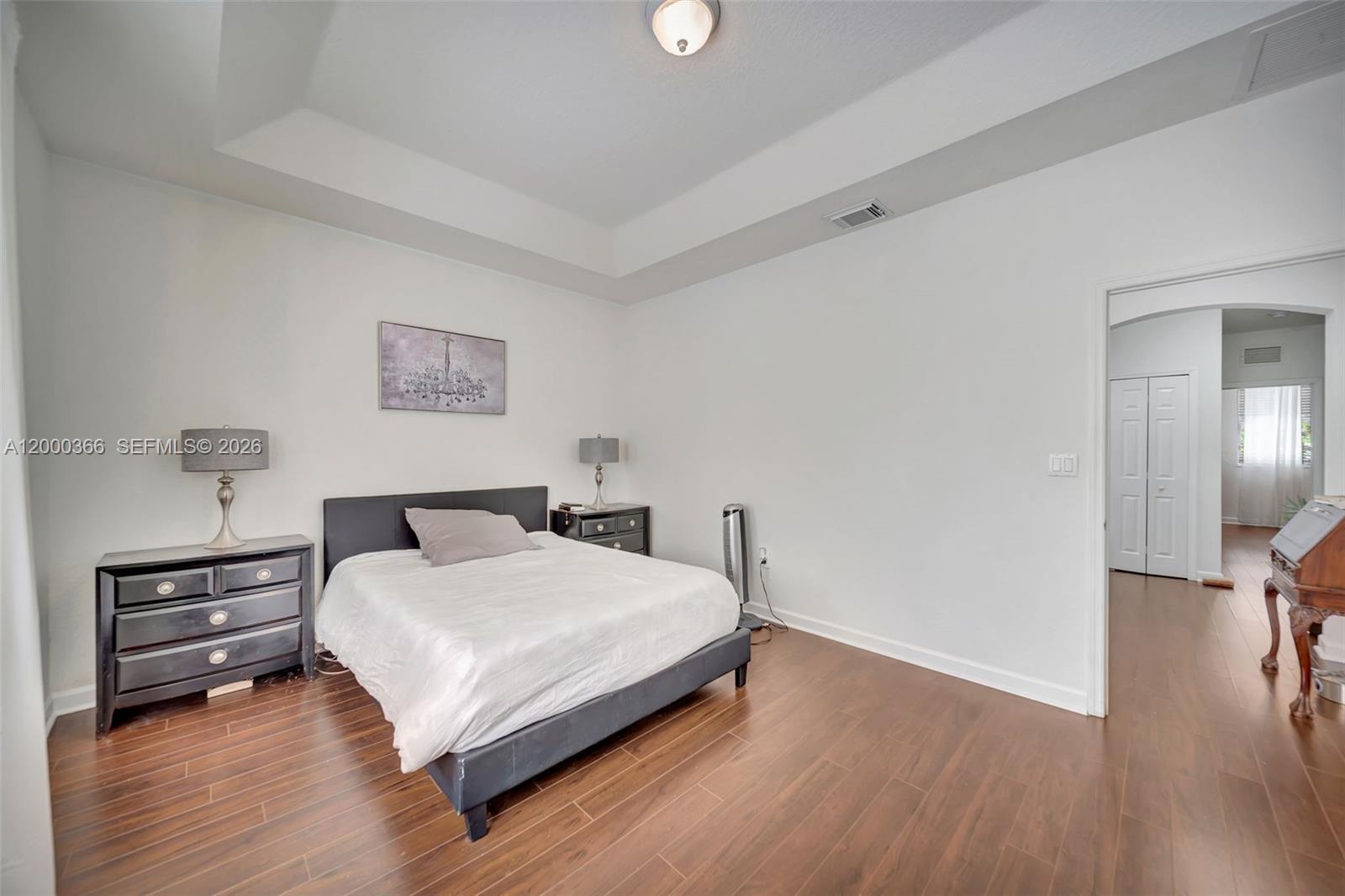 ISLANDS AT DORAL 1ST ADDN - Residential