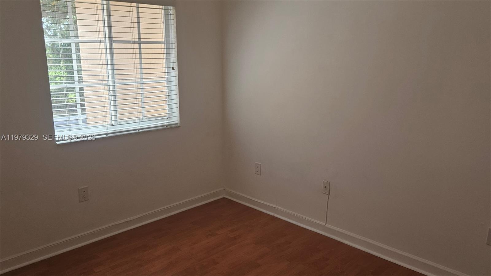 FOREST LAKES COUNTRY GARD - Residential Lease