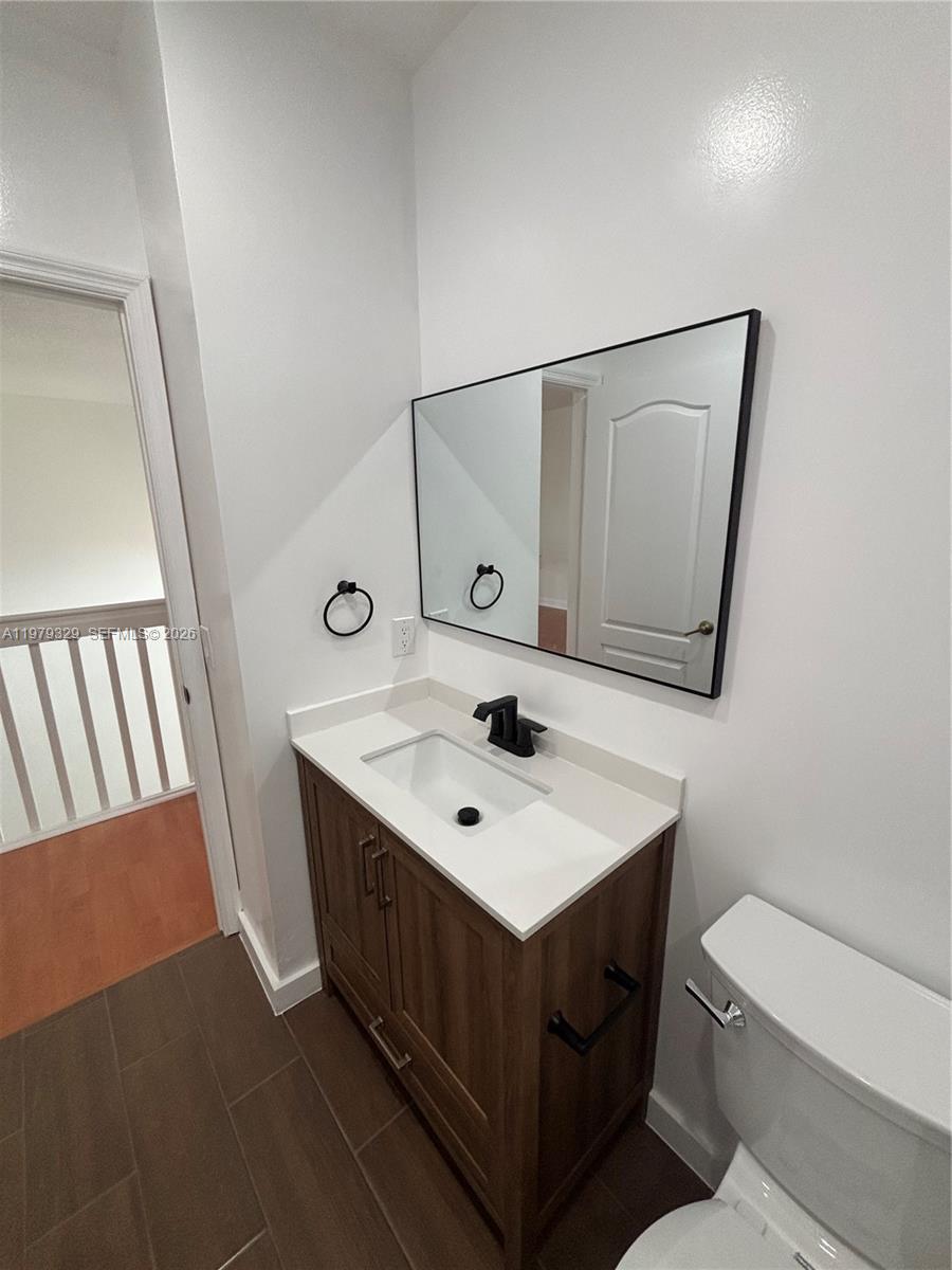 FOREST LAKES COUNTRY GARD - Residential Lease