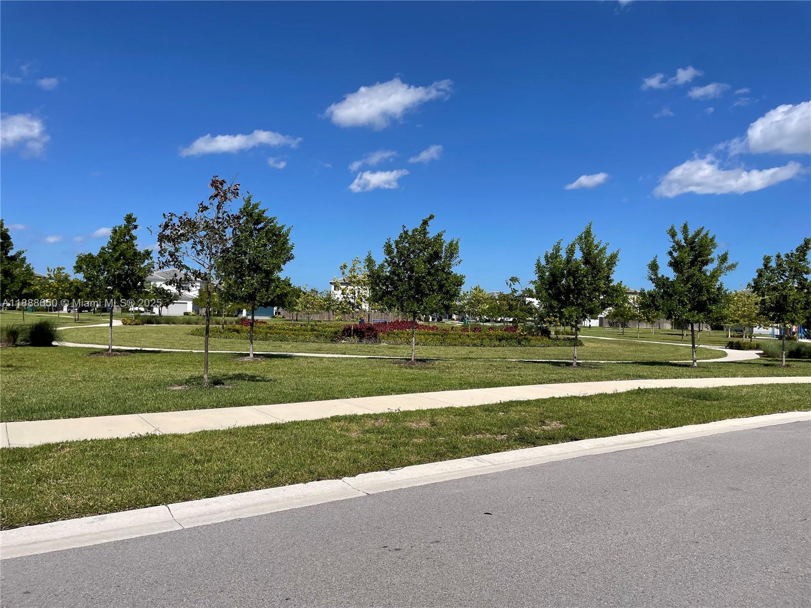 PINE ISLE - Residential