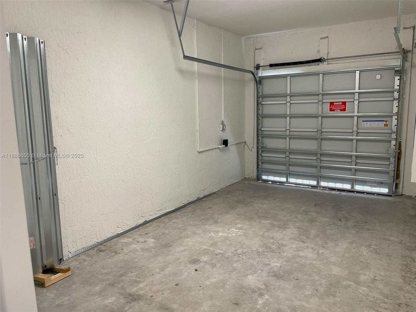 PINE ISLE - Residential