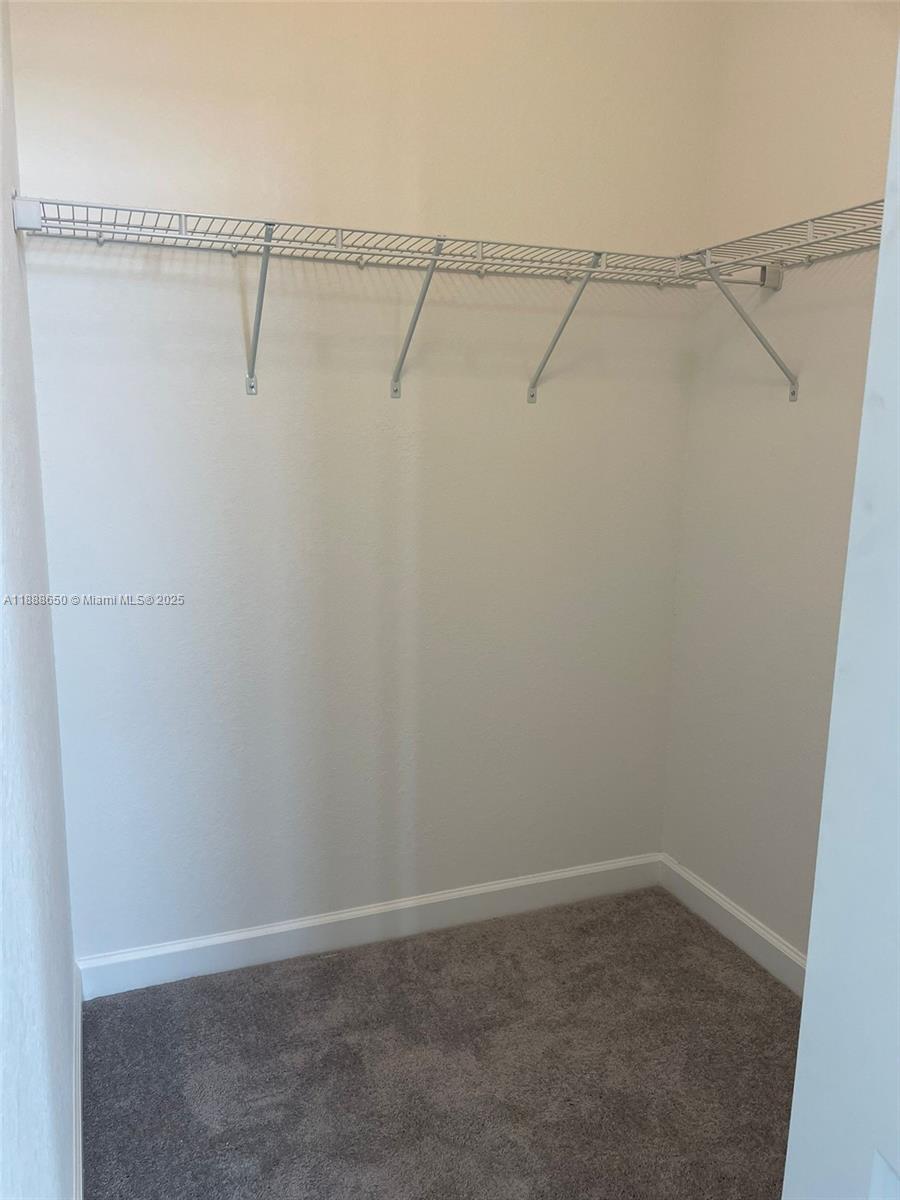 PINE ISLE - Residential