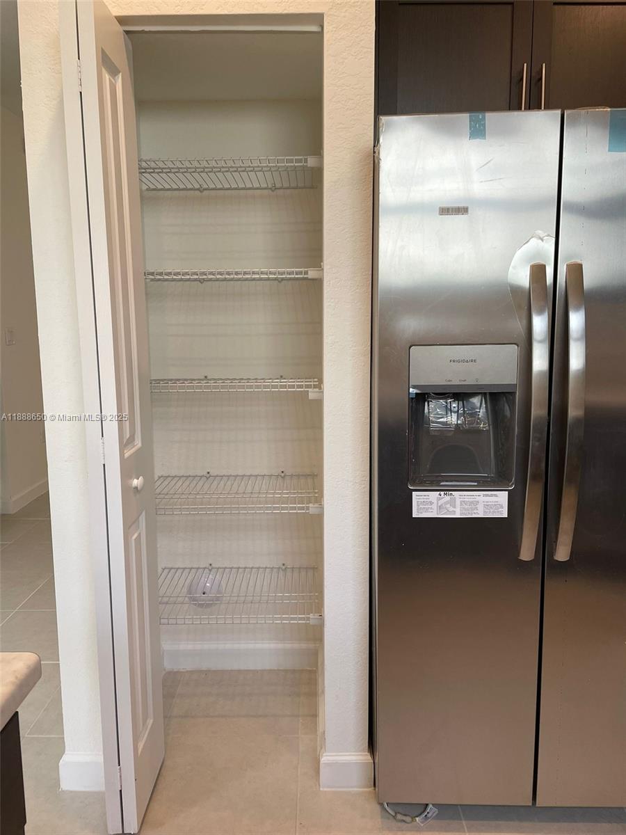 PINE ISLE - Residential