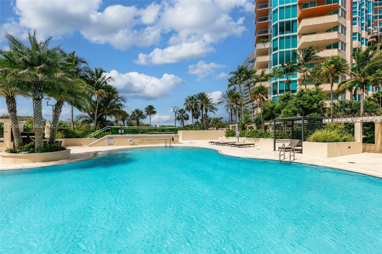 PORTOFINO TOWER CONDO - Residential