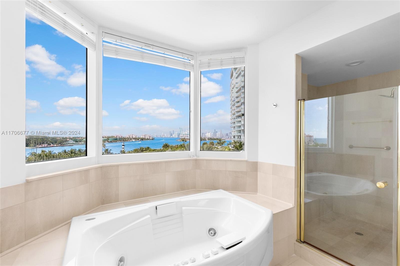 PORTOFINO TOWER CONDO - Residential