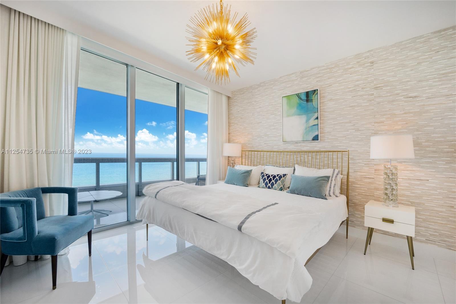 NORTH CARILLON BEACH COND - Residential