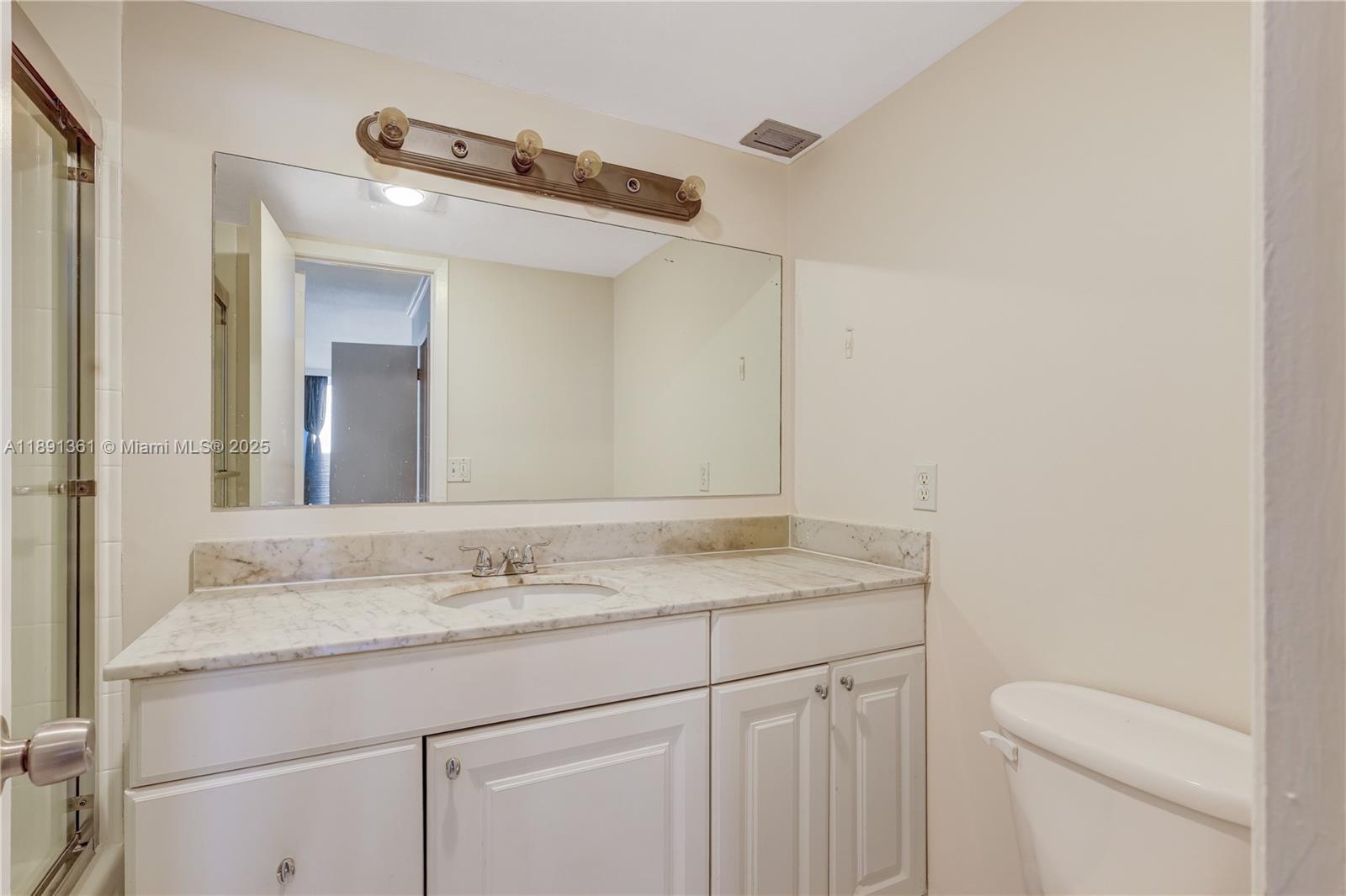 COMMODORE PLAZA CONDO - Residential Lease