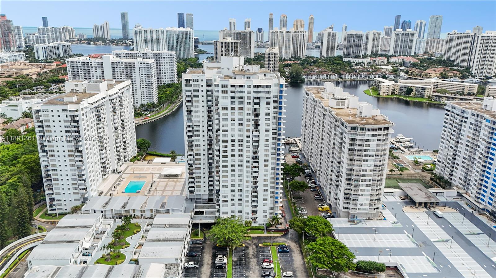 COMMODORE PLAZA CONDO - Residential Lease