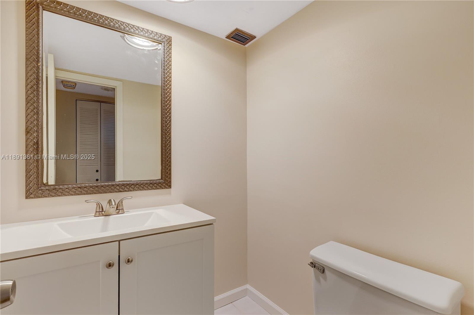 COMMODORE PLAZA CONDO - Residential Lease