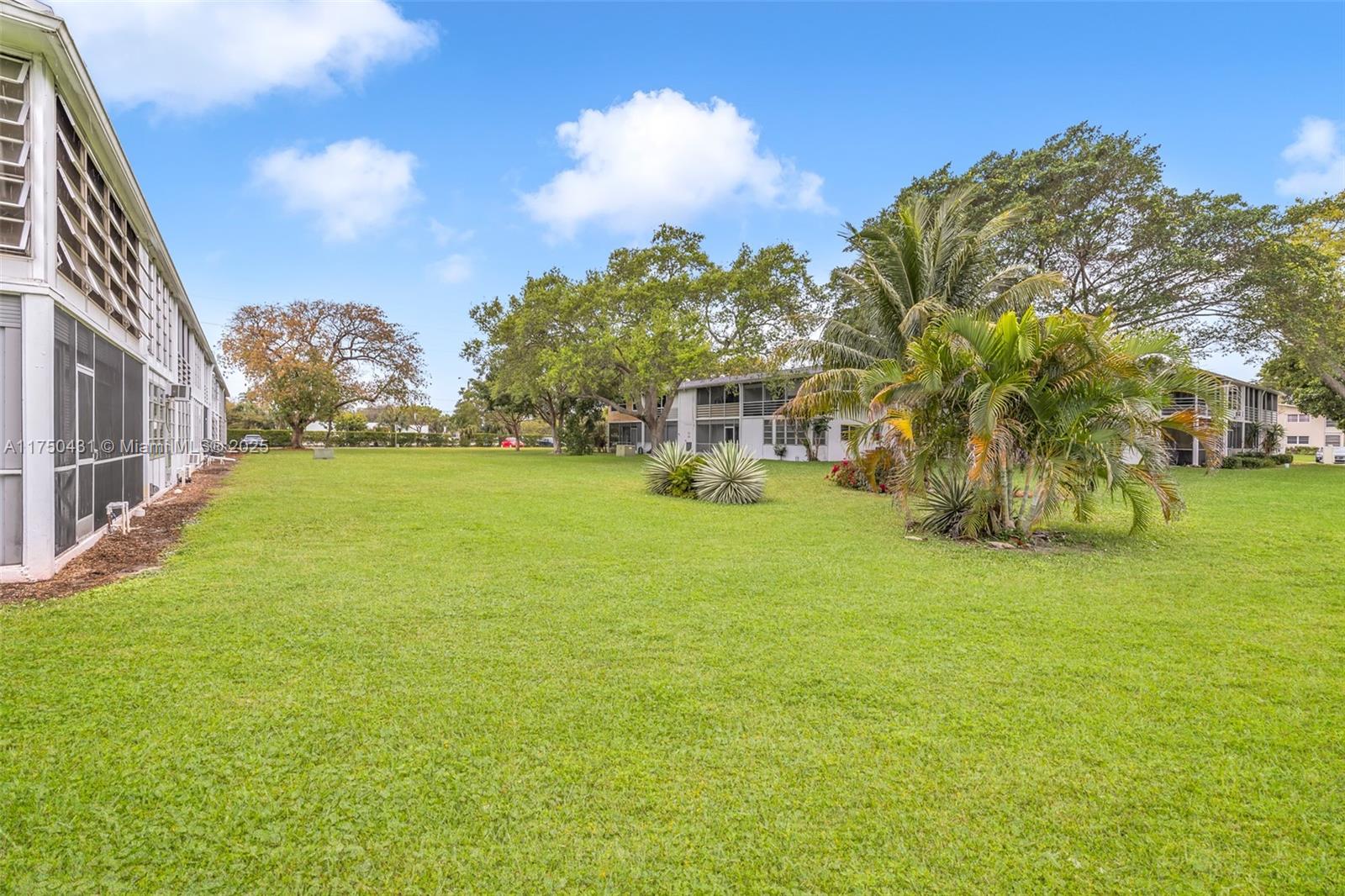 FARNHAM D CONDO - Residential