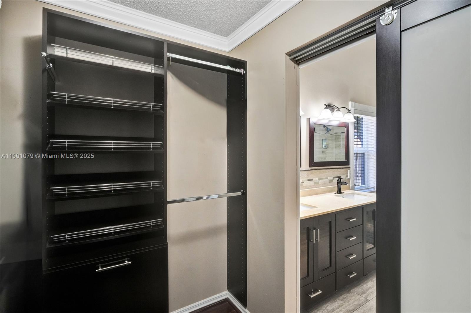 FLAMINGO ESTATES - Residential